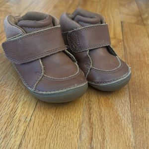 Stride rite size 5.5 w